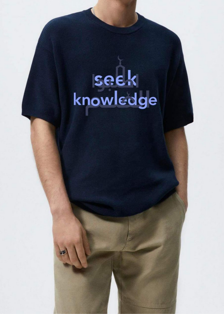 Seek Knowledge Round Neck T-shirt | Navy Blue
